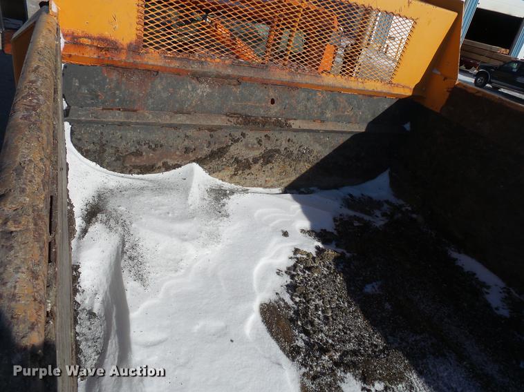 image for item DC1131 1998 International 4900 dump truck