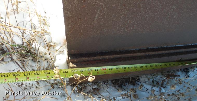 image for item DC1131 1998 International 4900 dump truck