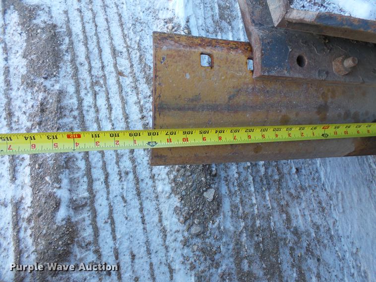 image for item DC1131 1998 International 4900 dump truck