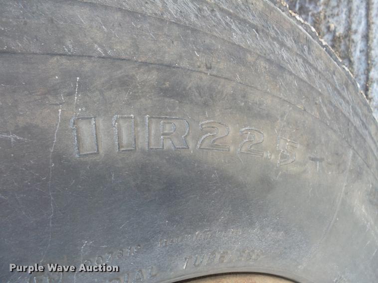 image for item DC1131 1998 International 4900 dump truck