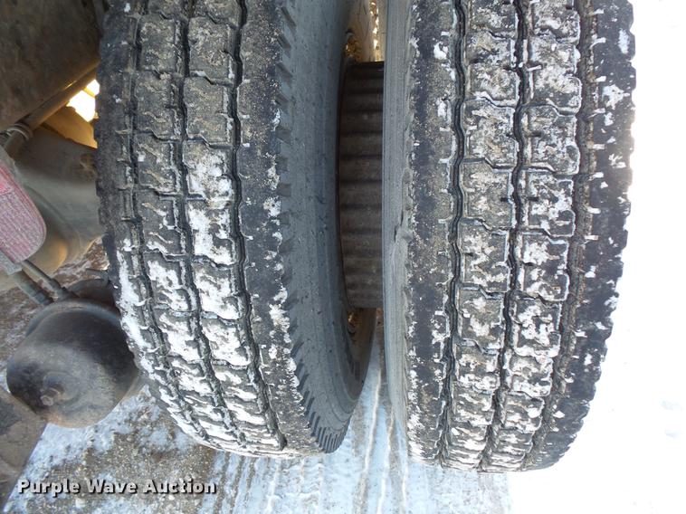 image for item DC1131 1998 International 4900 dump truck