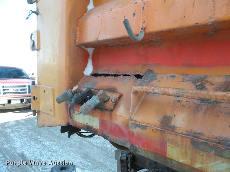 image for item DC1131 1998 International 4900 dump truck