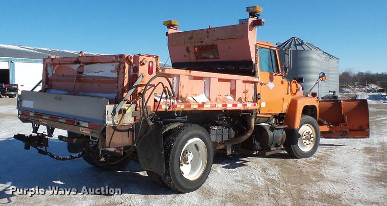 image for item DC1132 1987 Ford L8000 dump truck