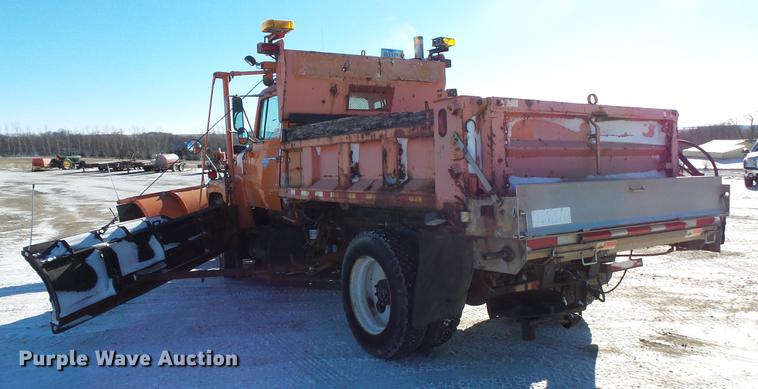 image for item DC1132 1987 Ford L8000 dump truck