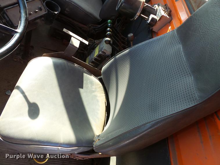 image for item DC1132 1987 Ford L8000 dump truck