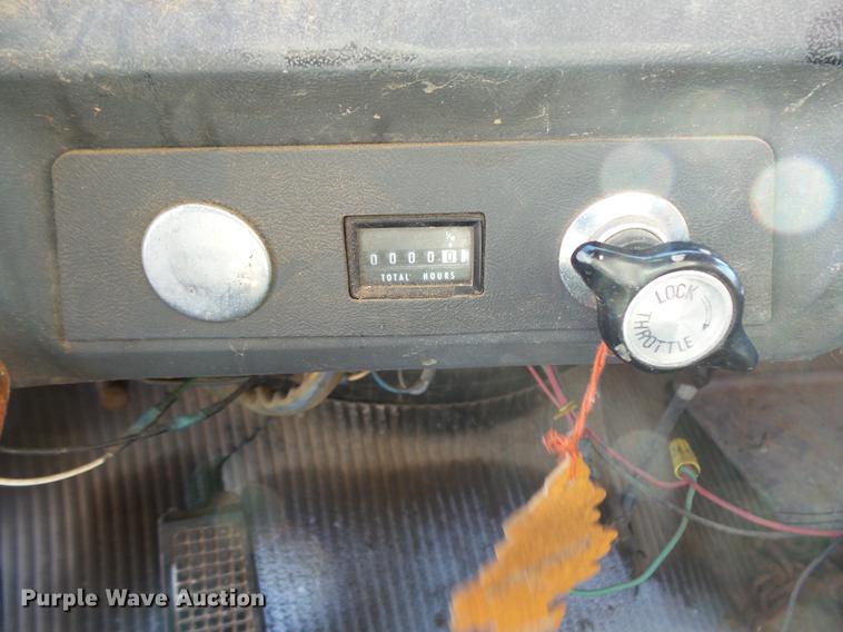 image for item DC1132 1987 Ford L8000 dump truck