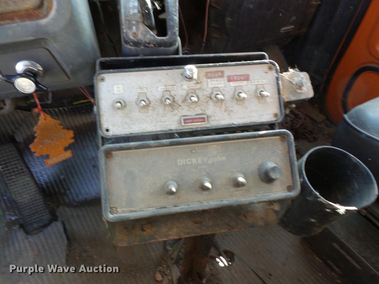 image for item DC1132 1987 Ford L8000 dump truck