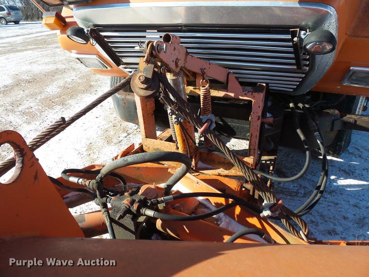 image for item DC1132 1987 Ford L8000 dump truck