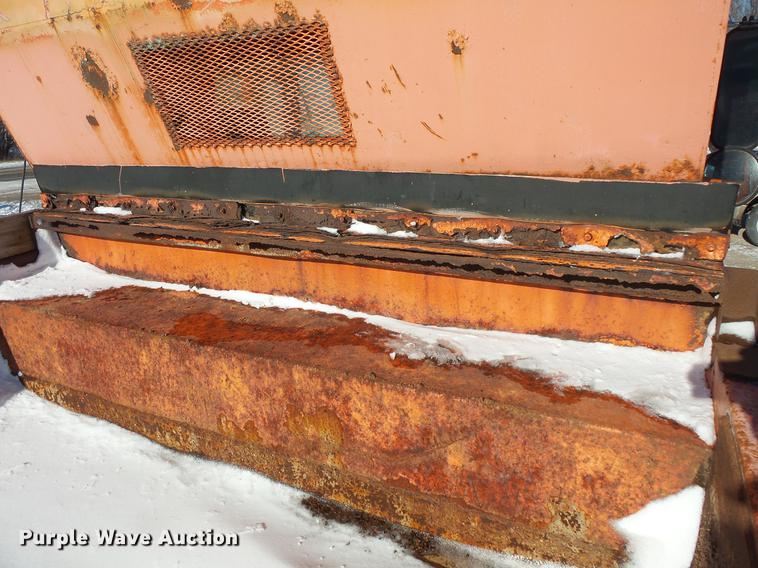 image for item DC1132 1987 Ford L8000 dump truck