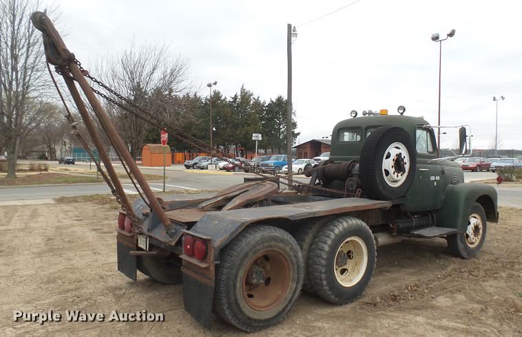 image for item DC1893 1953 International RF192 flatbed truck