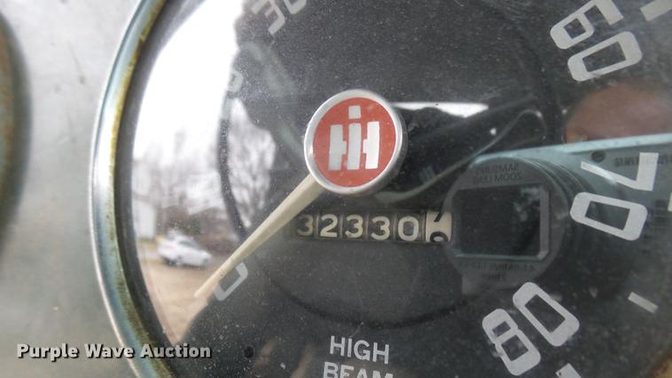 image for item DC1893 1953 International RF192 flatbed truck