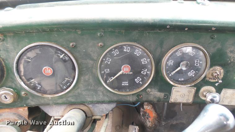 image for item DC1893 1953 International RF192 flatbed truck