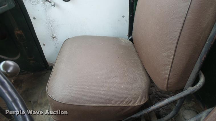 image for item DC1893 1953 International RF192 flatbed truck