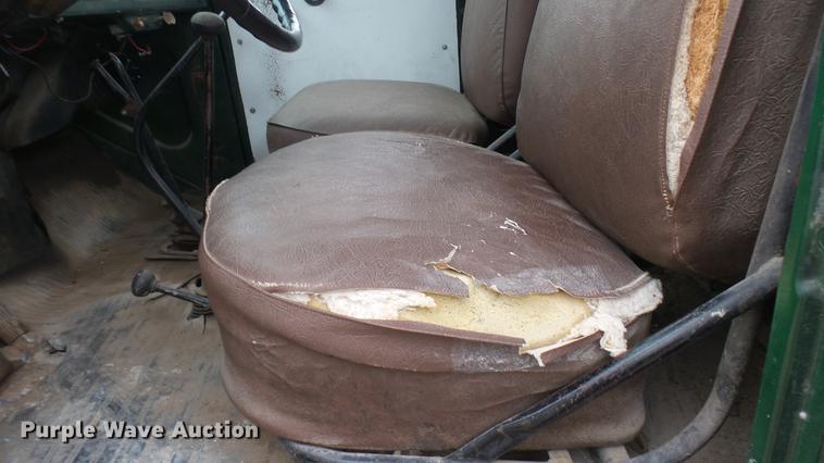 image for item DC1893 1953 International RF192 flatbed truck