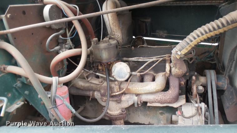 image for item DC1893 1953 International RF192 flatbed truck