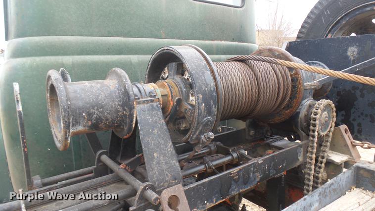 image for item DC1893 1953 International RF192 flatbed truck