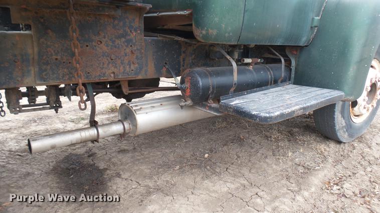 image for item DC1893 1953 International RF192 flatbed truck