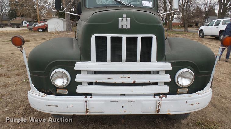 image for item DC1893 1953 International RF192 flatbed truck