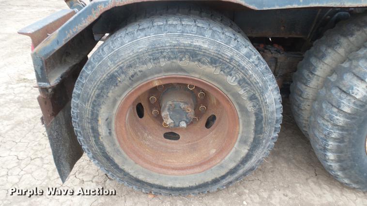 image for item DC1893 1953 International RF192 flatbed truck