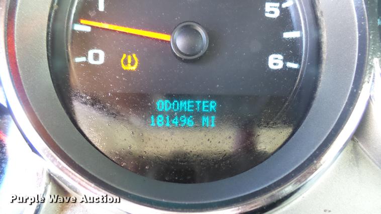 image for item DC1905 2011 Chevrolet Silverado 2500HD LS Crew Cab pickup truck