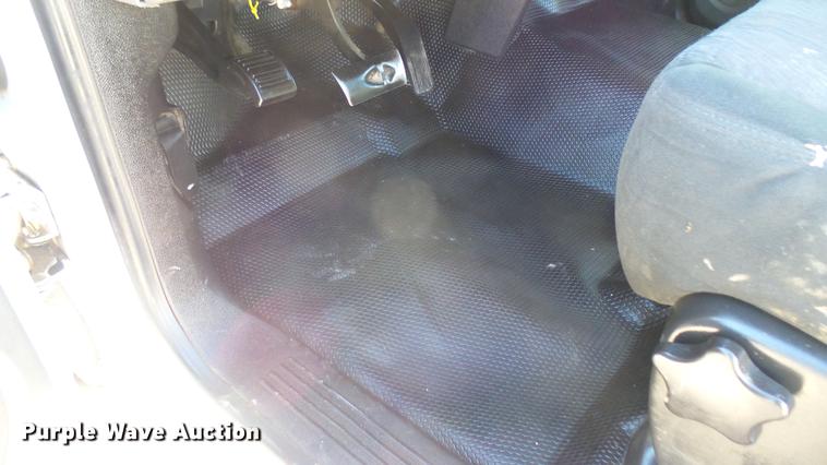 image for item DC1905 2011 Chevrolet Silverado 2500HD LS Crew Cab pickup truck