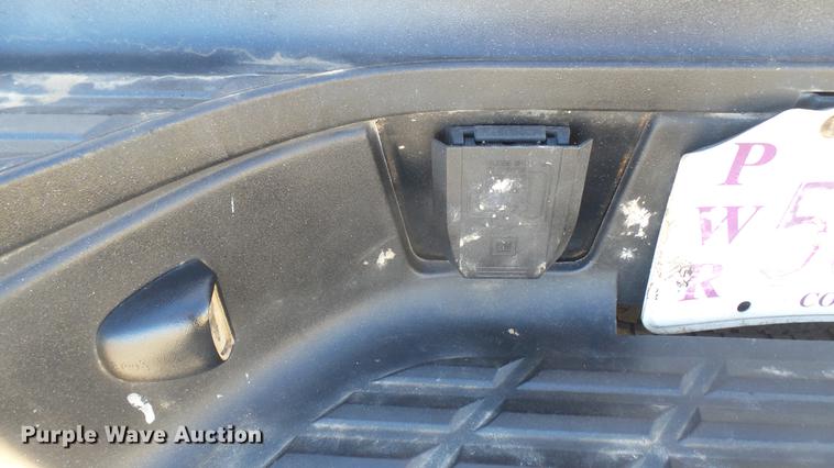 image for item DC1905 2011 Chevrolet Silverado 2500HD LS Crew Cab pickup truck