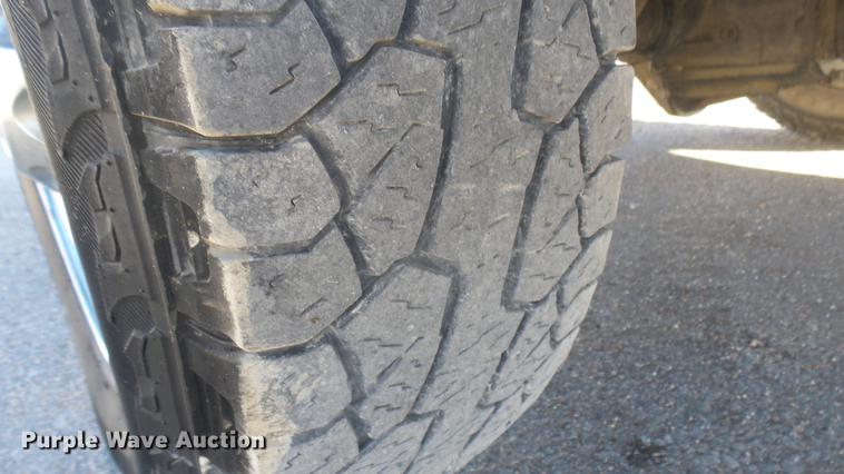 image for item DC1905 2011 Chevrolet Silverado 2500HD LS Crew Cab pickup truck