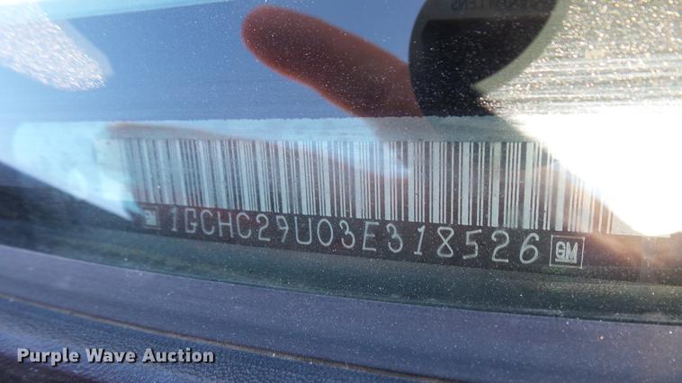 image for item DC1906 2003 Chevrolet Silverado 2500HD Ext. Cab pickup truck