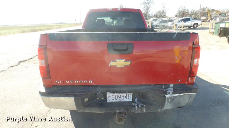 image for item DC1909 2007 Chevrolet Silverado 2500HD Crew Cab pickup truck