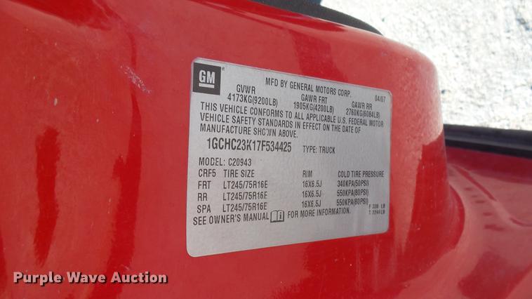 image for item DC1909 2007 Chevrolet Silverado 2500HD Crew Cab pickup truck