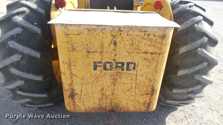 image for item DC1920 Ford 545 tractor