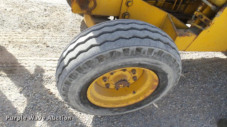 image for item DC1920 Ford 545 tractor