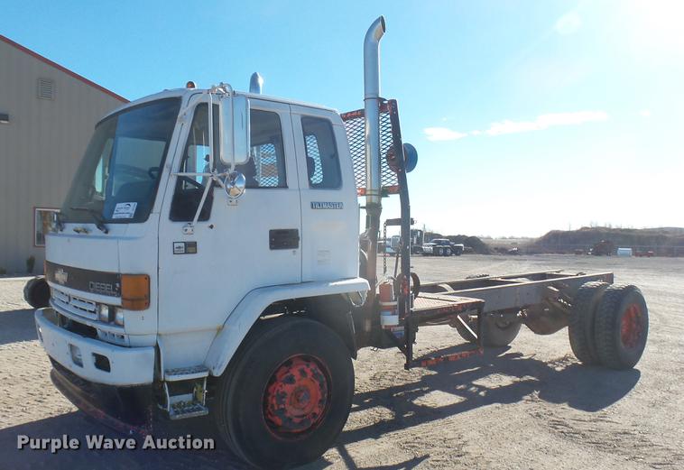 image for item DC1935 1986 Chevrolet 70 truck cab and chassis