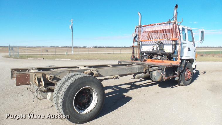 image for item DC1935 1986 Chevrolet 70 truck cab and chassis