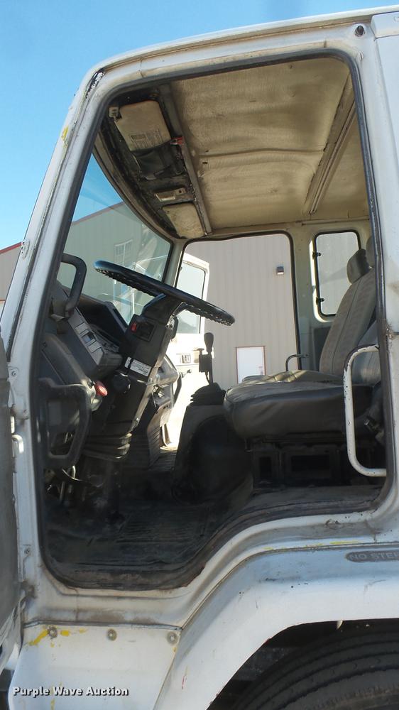 image for item DC1935 1986 Chevrolet 70 truck cab and chassis