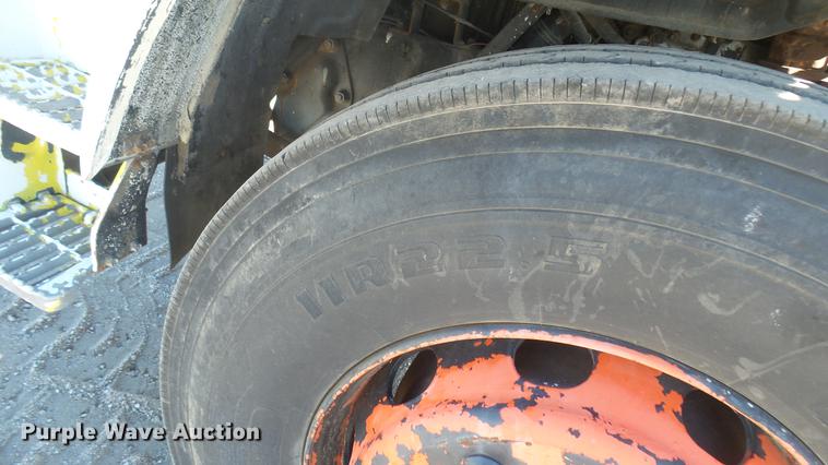 image for item DC1935 1986 Chevrolet 70 truck cab and chassis