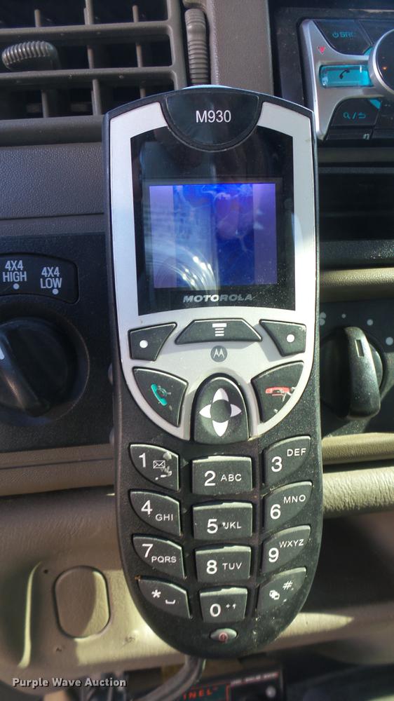 image for item DC1947 2002 Ford F350 Super Duty Crew Cab pickup truck