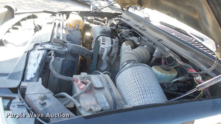 image for item DC1947 2002 Ford F350 Super Duty Crew Cab pickup truck