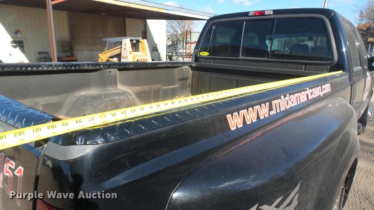 image for item DC1947 2002 Ford F350 Super Duty Crew Cab pickup truck