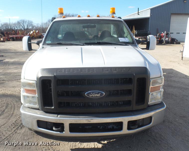 image for item DC1949 2008 Ford F350 Super Duty utility bed pickup truck