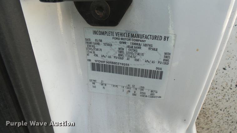 image for item DC1949 2008 Ford F350 Super Duty utility bed pickup truck