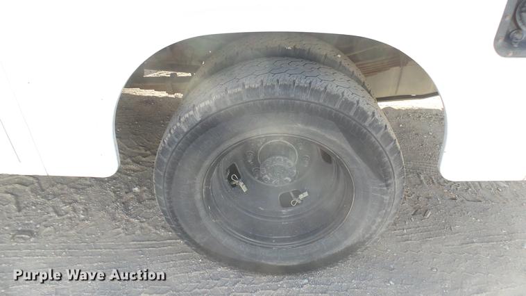 image for item DC1949 2008 Ford F350 Super Duty utility bed pickup truck