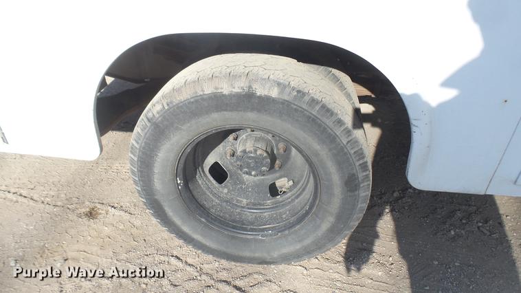 image for item DC1949 2008 Ford F350 Super Duty utility bed pickup truck