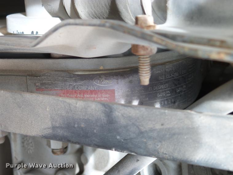 image for item DC2200 1996 Ford F8000 bucket truck