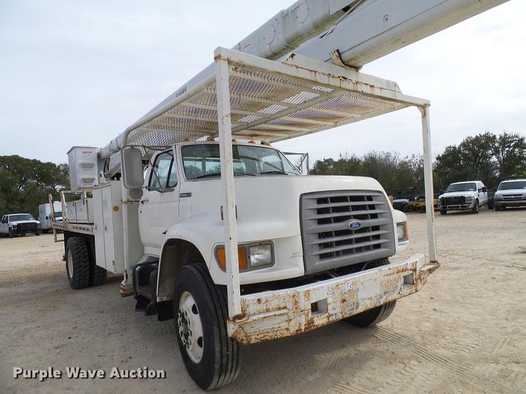 image for item DC2200 1996 Ford F8000 bucket truck