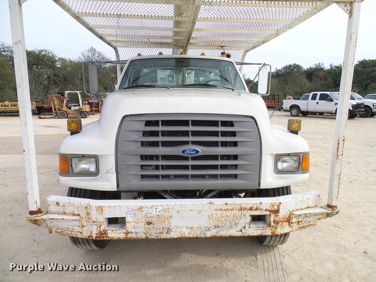 image for item DC2200 1996 Ford F8000 bucket truck