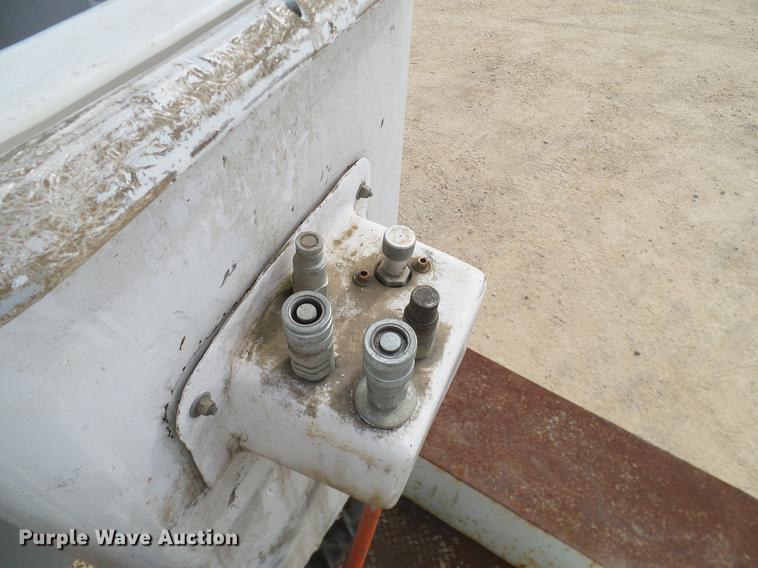 image for item DC2200 1996 Ford F8000 bucket truck