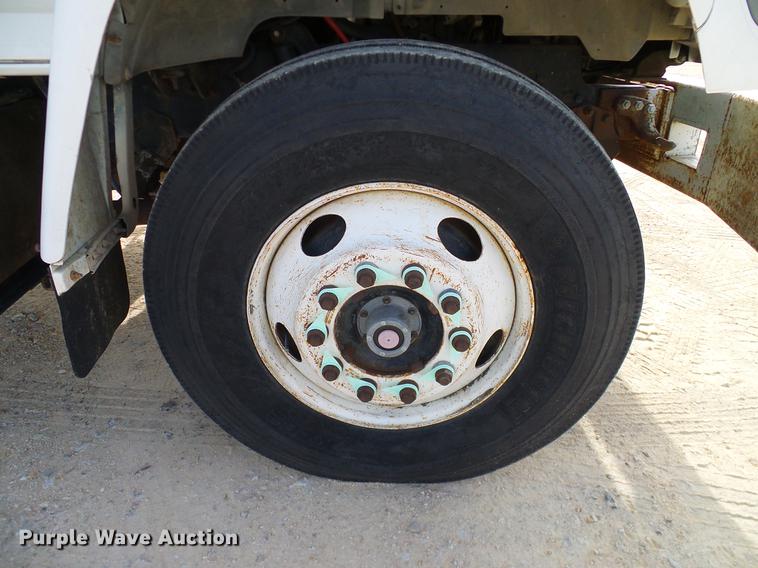 image for item DC2200 1996 Ford F8000 bucket truck