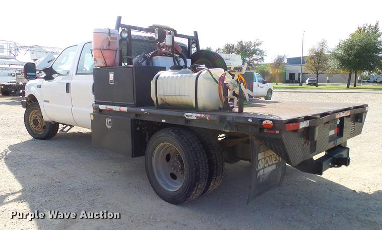 image for item DC2201 2004 Ford F550 Crew Cab flatbed truck