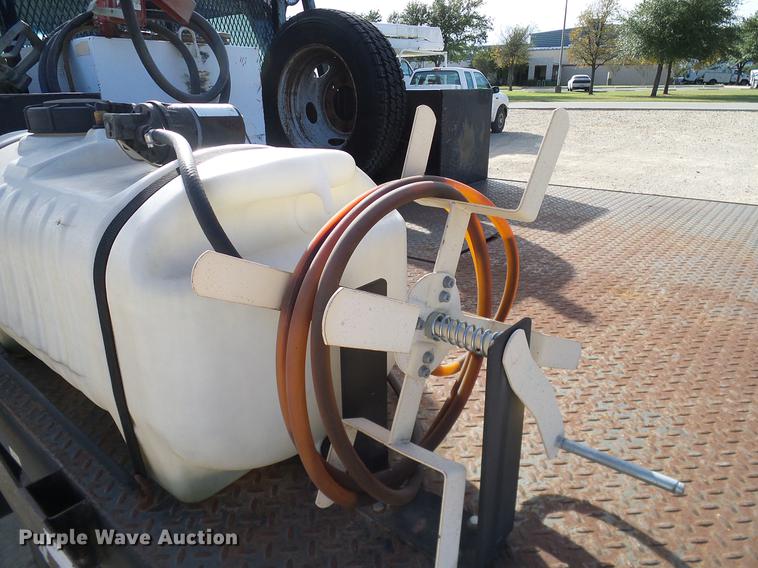 image for item DC2201 2004 Ford F550 Crew Cab flatbed truck